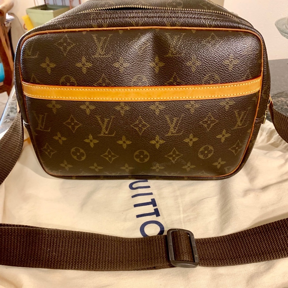 💕SOLD at another website 💕Authentic LV